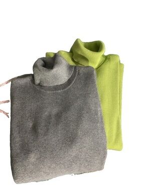Chico's Ribbed Turtleneck Sweaters in Gray & Lime size 3/ XL